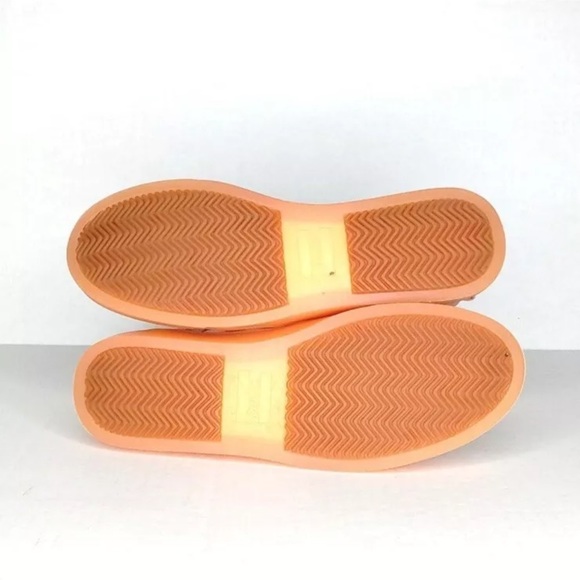 TOMS Paxton women's shoes size 6, perfect for your next adventure! - Picture 9 of 14